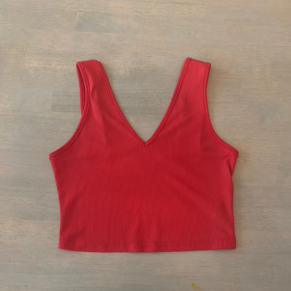 SHEIN Red Sleeveless Crop Tank Top